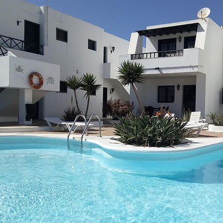 Apartamentos Albatros Puerto del Carmen  Exterior photo