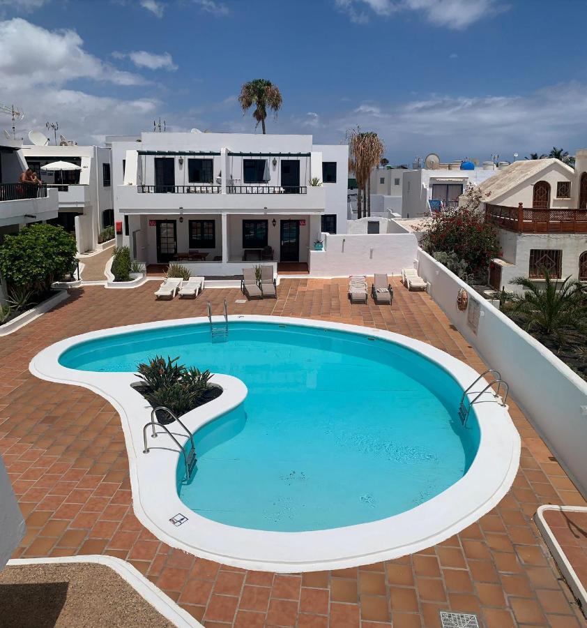 Apartamentos Albatros Puerto del Carmen  Exterior photo