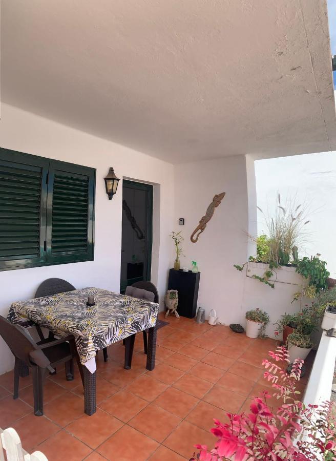 Apartamentos Albatros Puerto del Carmen  Exterior photo