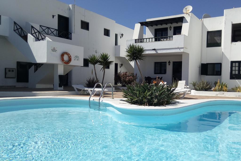 Apartamentos Albatros Puerto del Carmen  Exterior photo